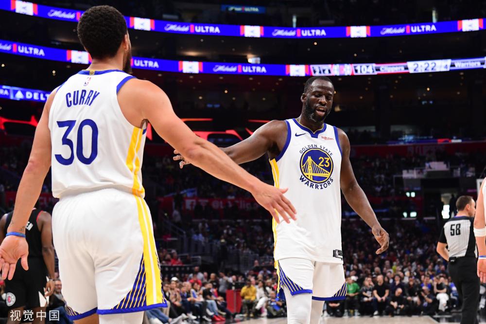 对阵蓉城被直红罚下，王大雷本赛季已吃到2张红牌.